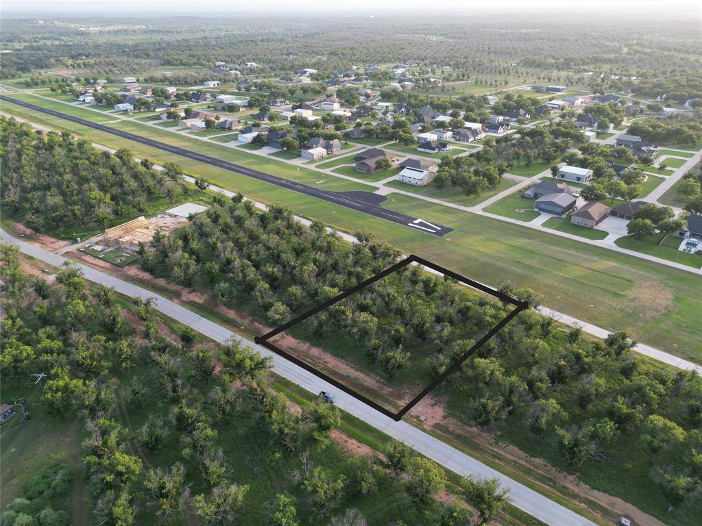 Granbury, TX 76049,919 E Landings Drive