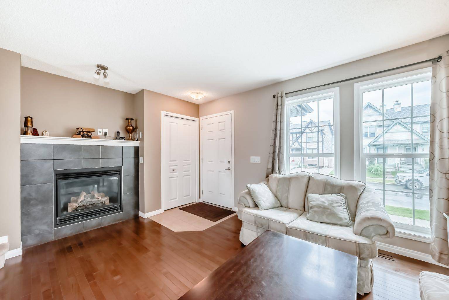 Calgary, AB T2Z0M4,249 Elgin Meadows PARK SE