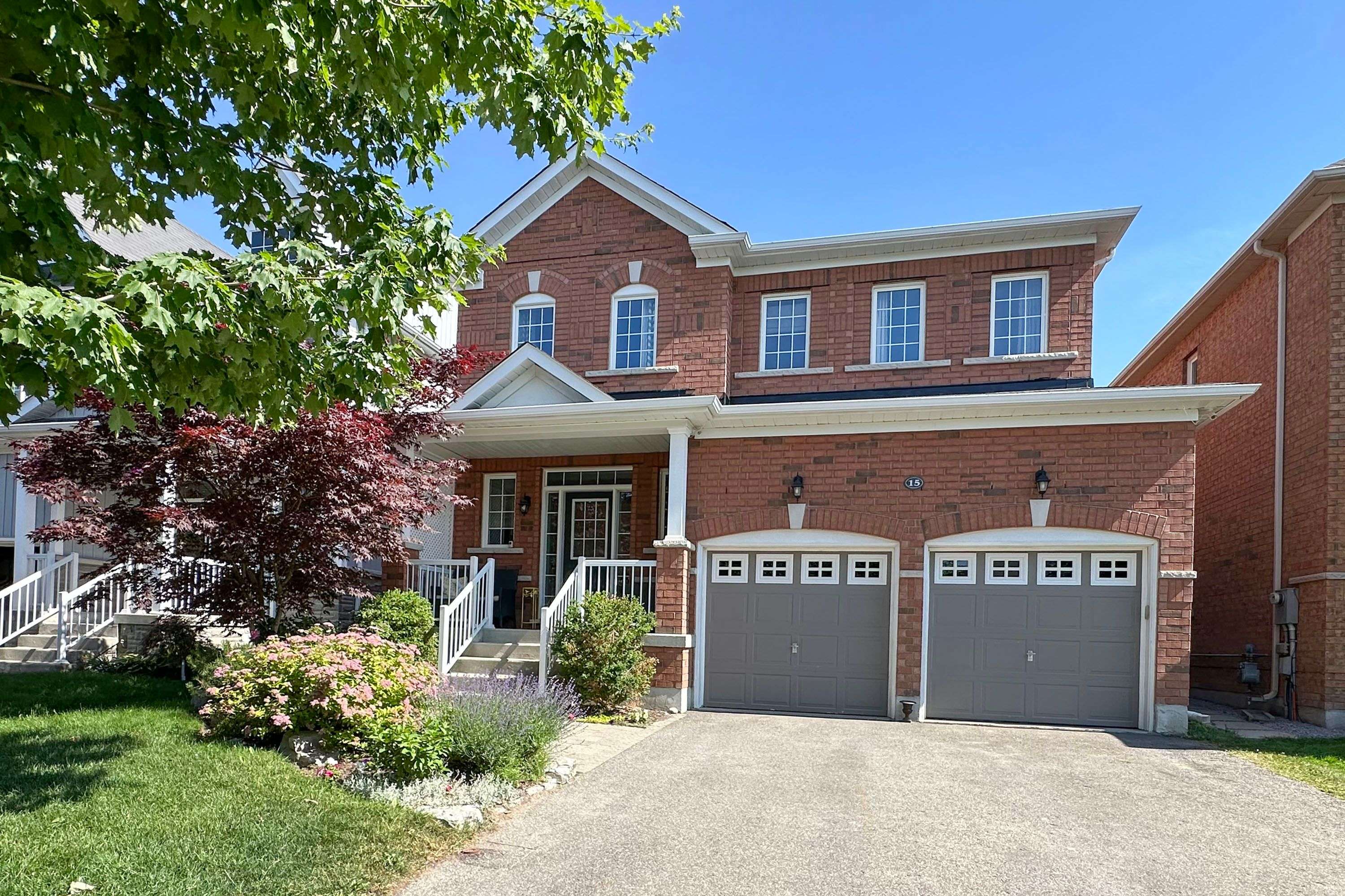 15 Thomas Woodlock ST, Clarington, ON L1B 0C7