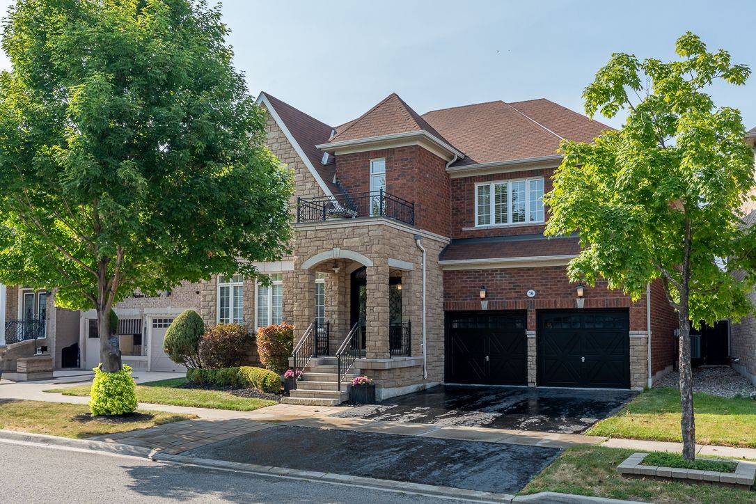 10 Weston CRES, Ajax, ON L1T 0C7