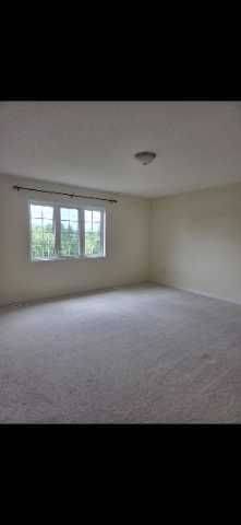New Tecumseth, ON L9R 0L2,80 Cauthers CRES