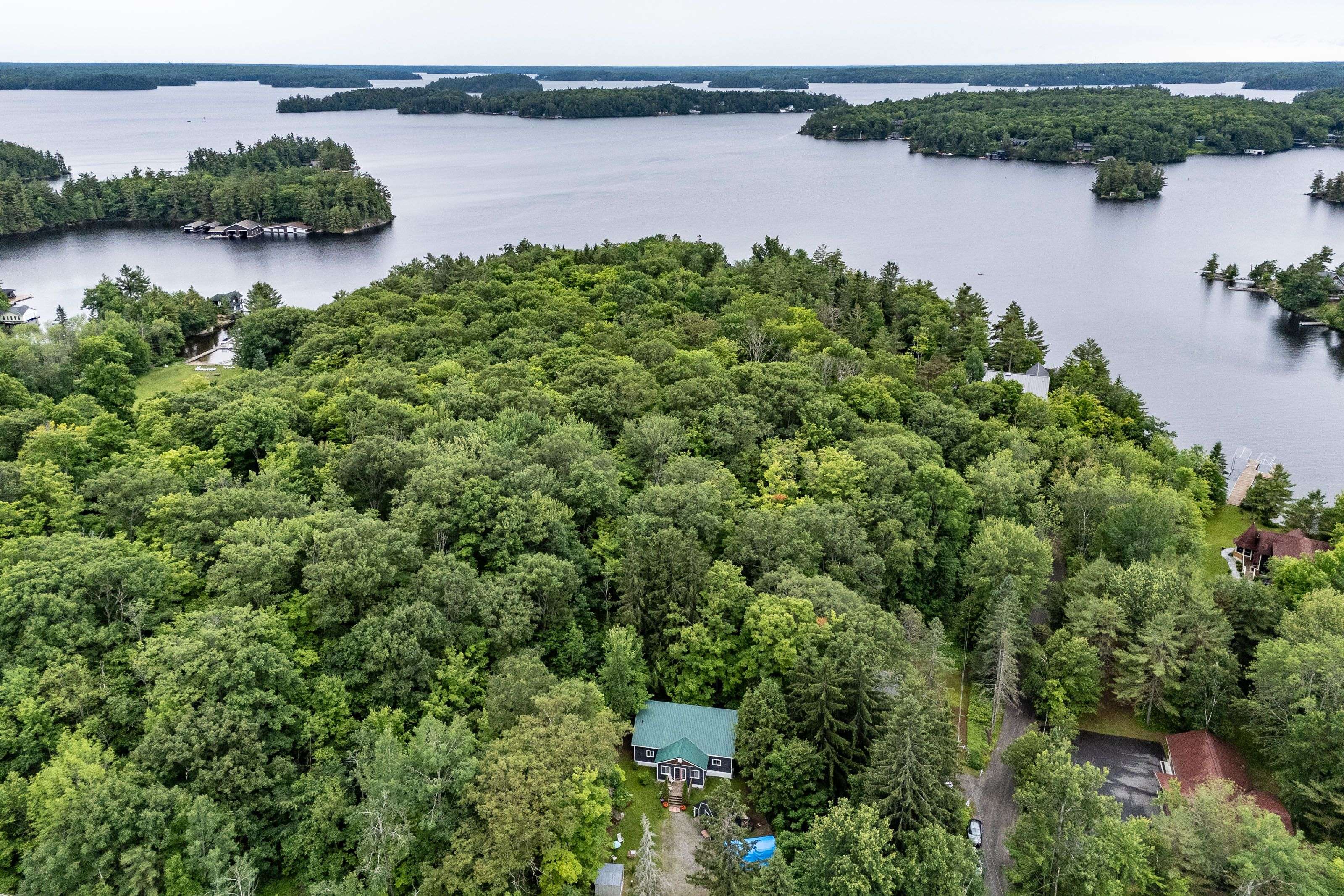 Muskoka Lakes, ON P0B 1J0,2709 Muskoka District 118 RD W