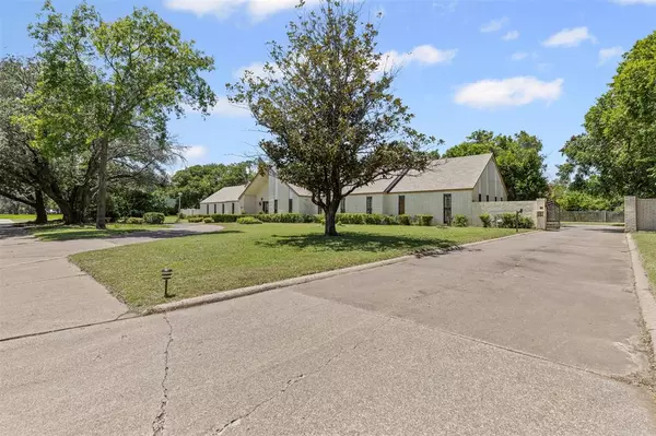 Cleburne, TX 76033,1204 W Westhill Drive