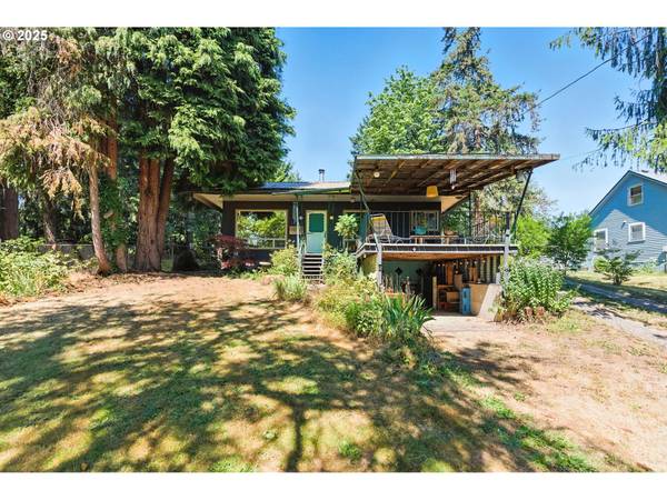 57931 FISHER LN, St Helens, OR 97051