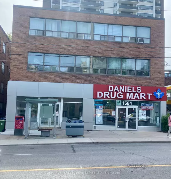 1582 Bathurst ST #211, Toronto C03, ON M5P 3H3