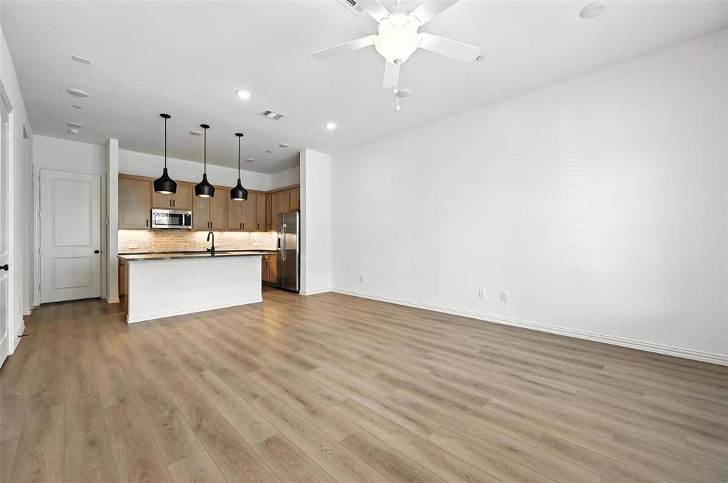 Mansfield, TX 76063,630 Redwood Way