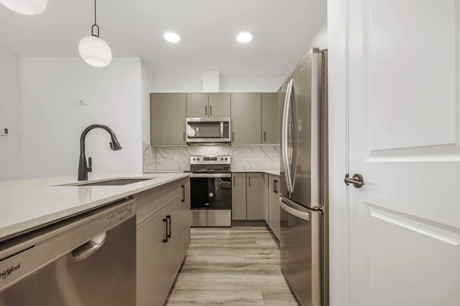 Calgary, AB T3M4E1,140 Mahogany ST #112