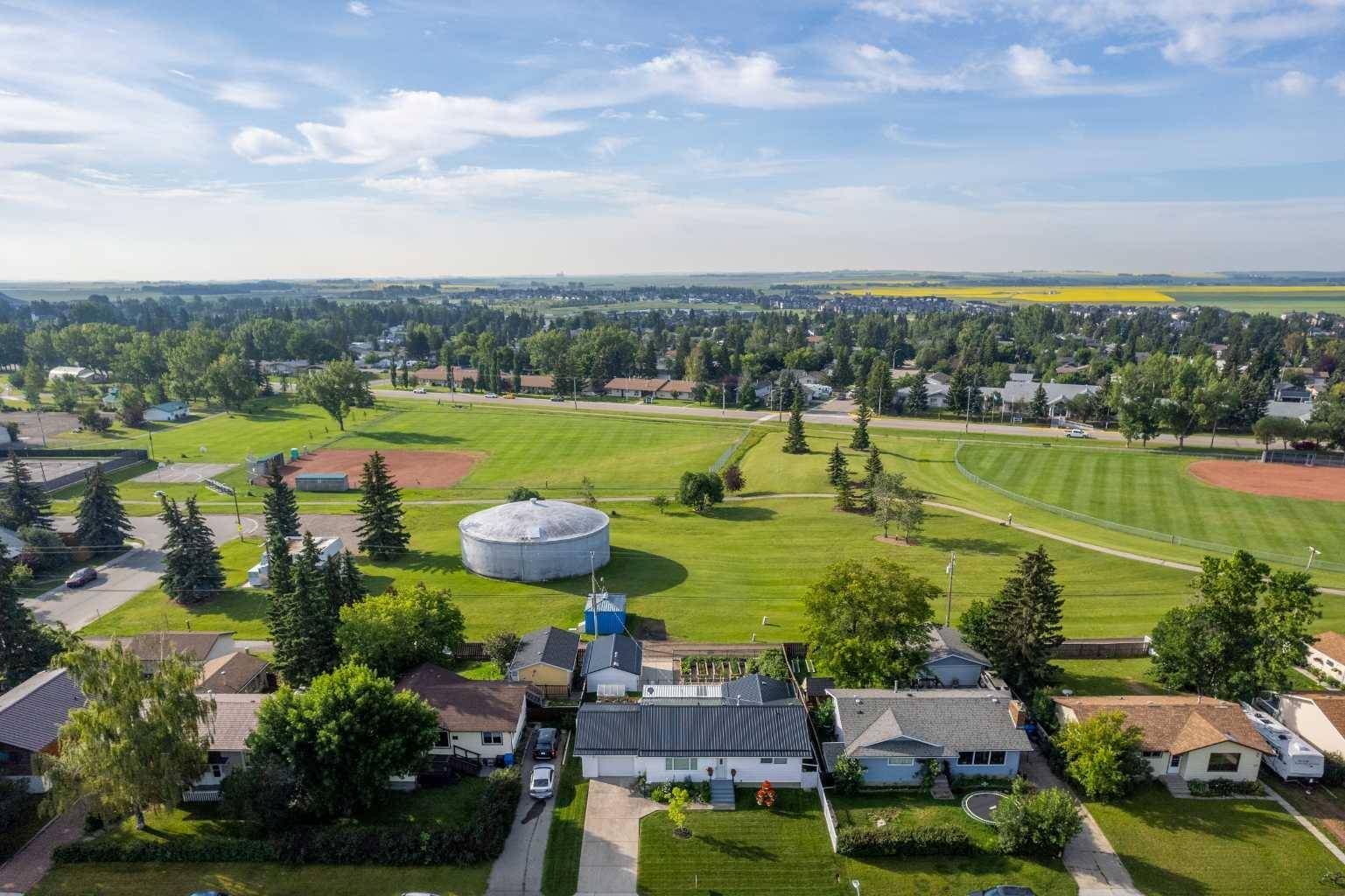 Carstairs, AB T0M0N0,1319 Osler ST