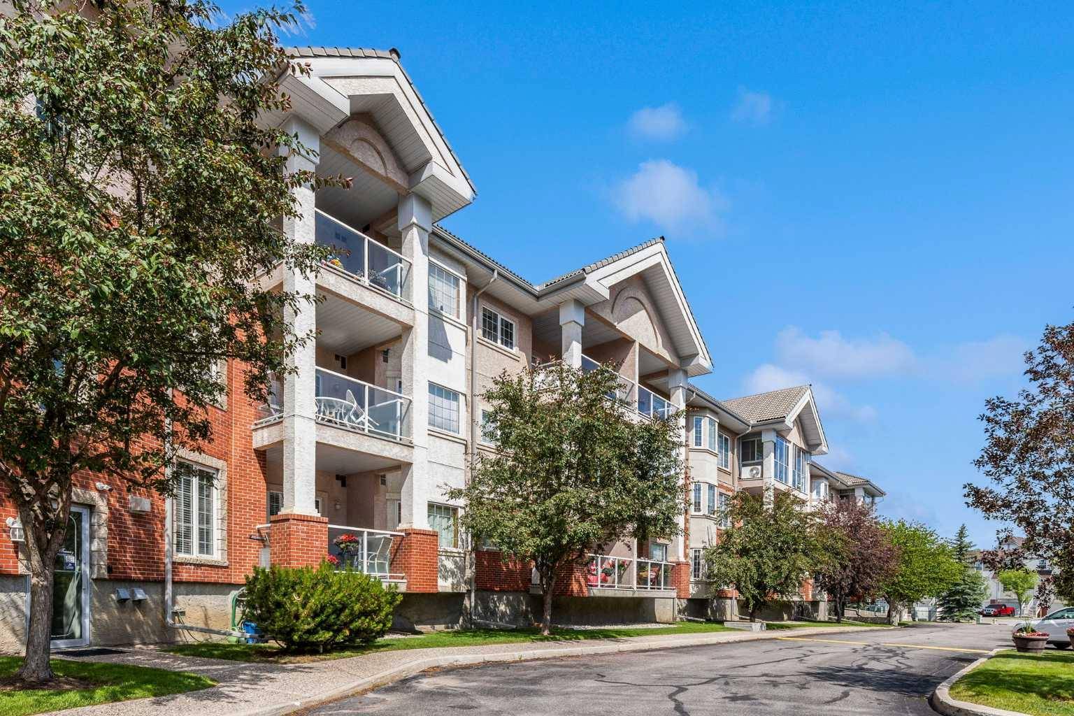 223 Tuscany Springs BLVD Northwest #222, Calgary, AB T3L 2M2