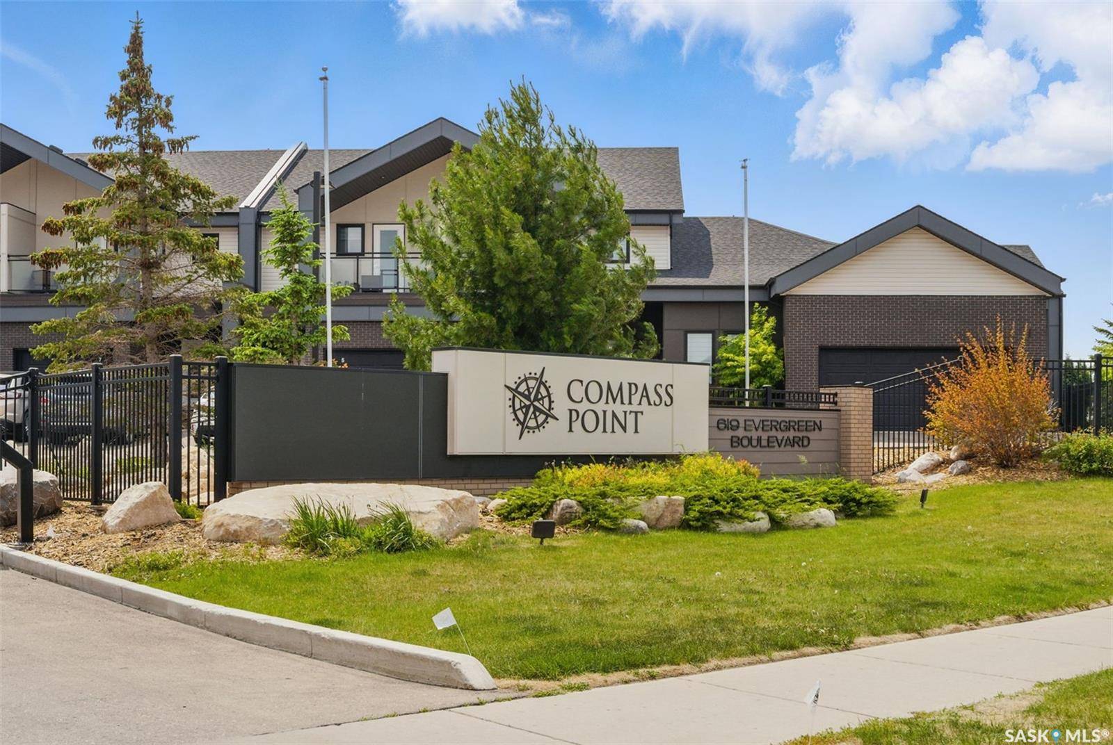 619 EVERGREEN BOULEVARD #10, Saskatoon, SK S7W 0Y7