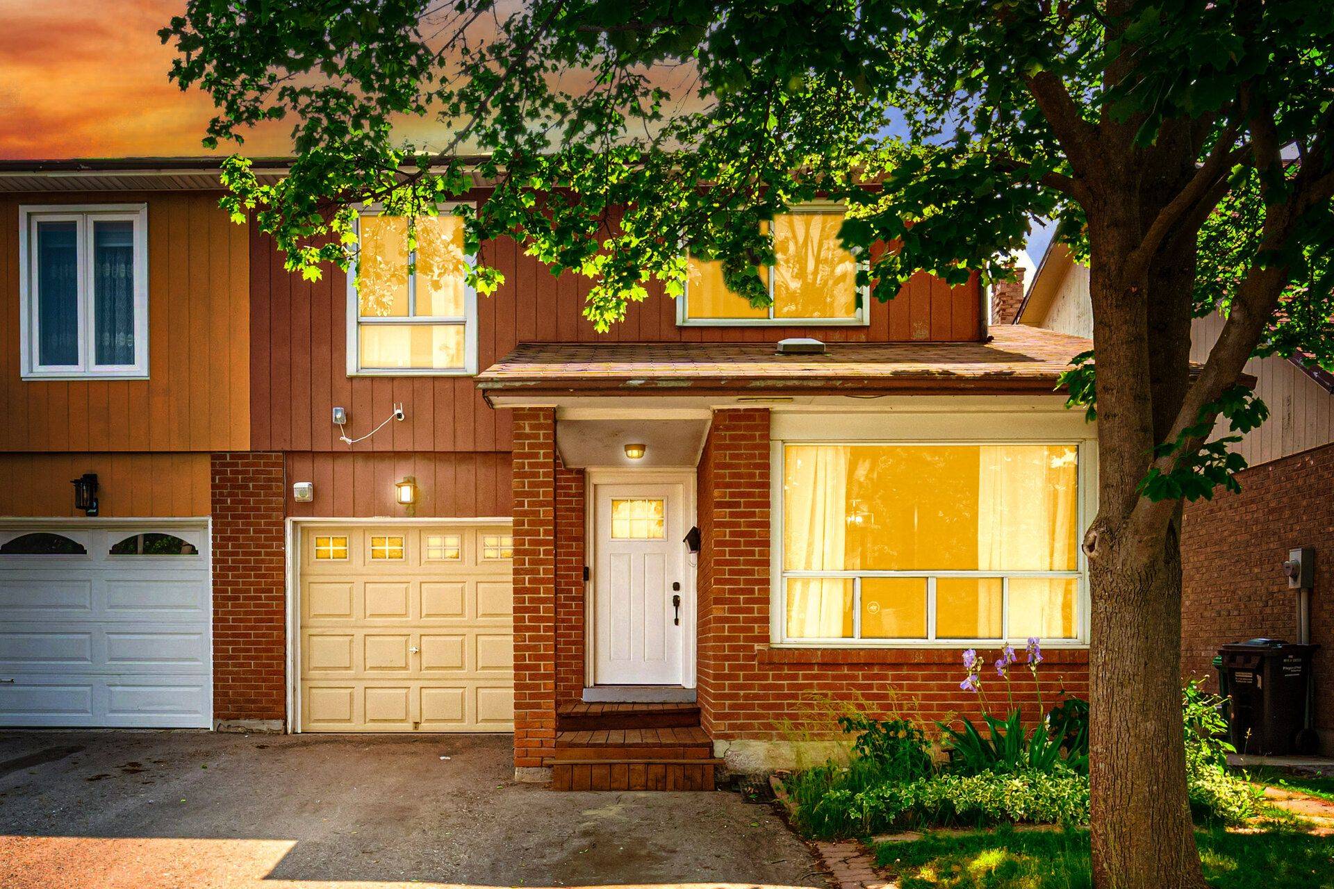 4 Hinchley Wood GRV, Brampton, ON L6V 3M3