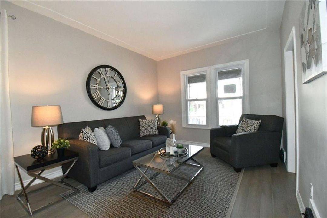 Hamilton, ON L8L 7S2,242 Balmoral AVE