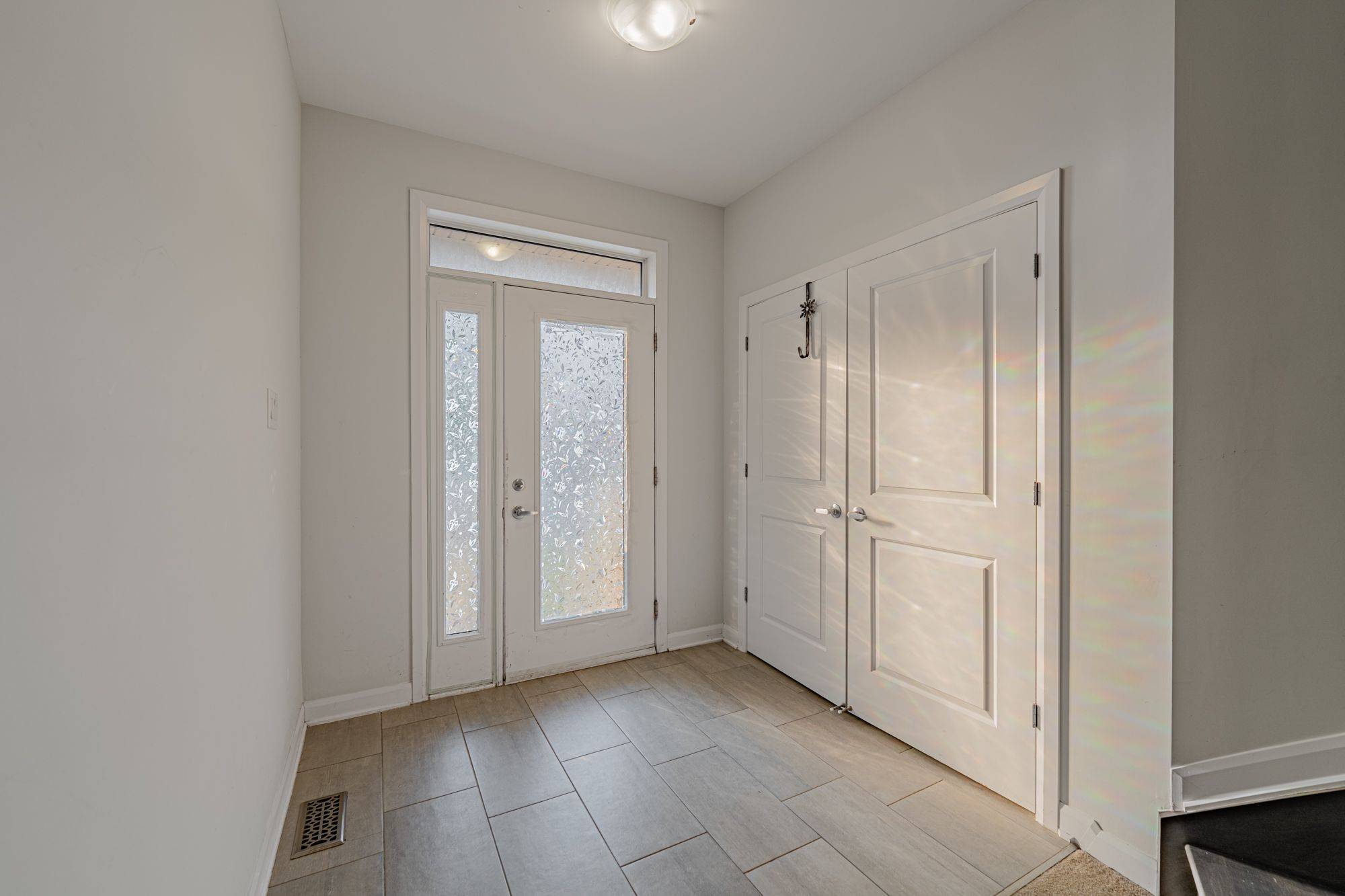 Barrhaven, ON K2J 6R9,53 Aura AVE