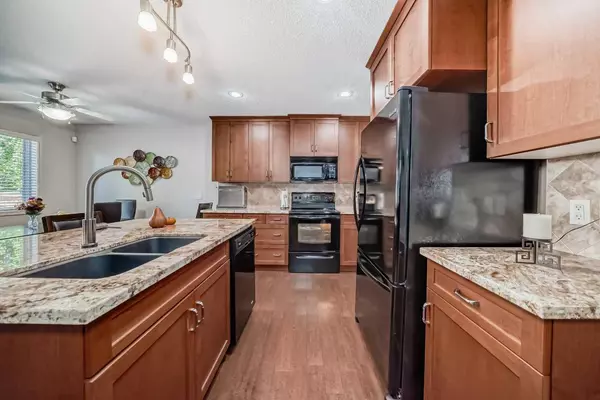 Calgary, AB T3M 0H5,785 Auburn Bay BLVD Southeast