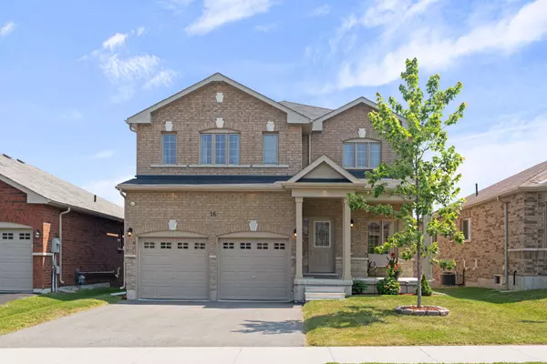 16 Hewson ST, Penetanguishene, ON L9M 0V7