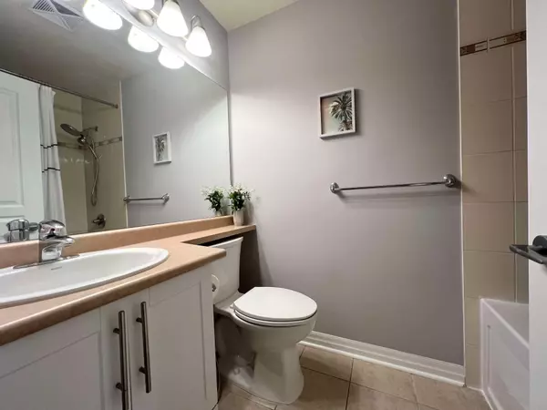 Mississauga, ON L5B 0C1,3515 Kariya DR S #1205