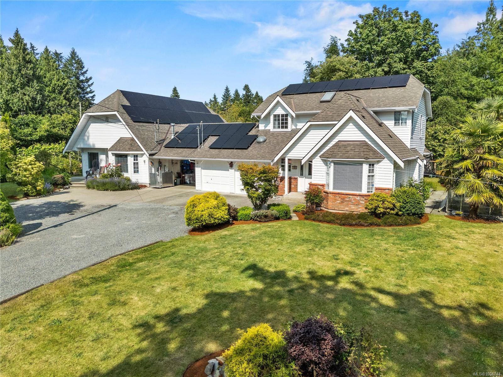 7483 Tomlinson Rd, Central Saanich, BC V8M 1S7