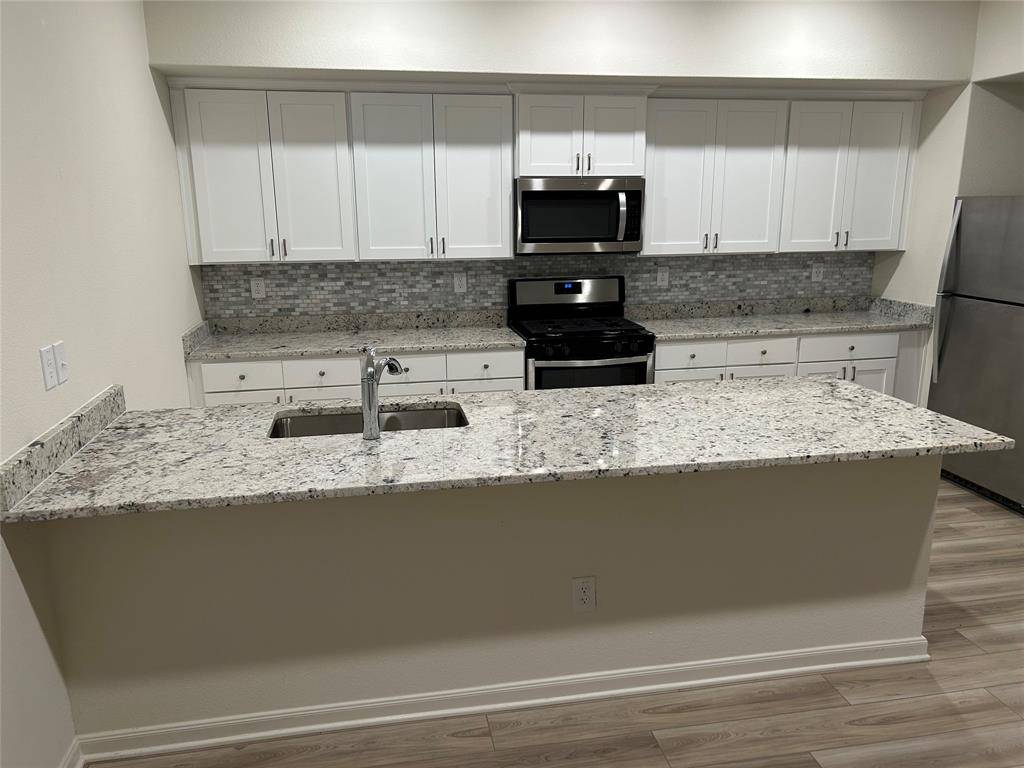 Princeton, TX 75407,320 Marsh Lane