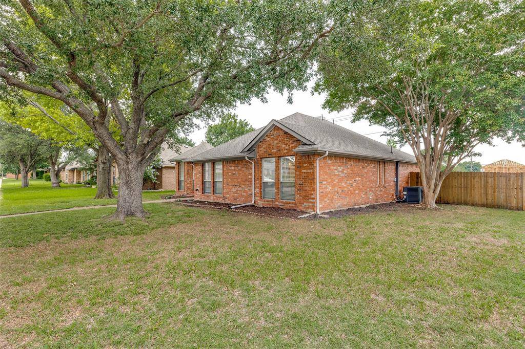 Wylie, TX 75098,411 Vicki Lane