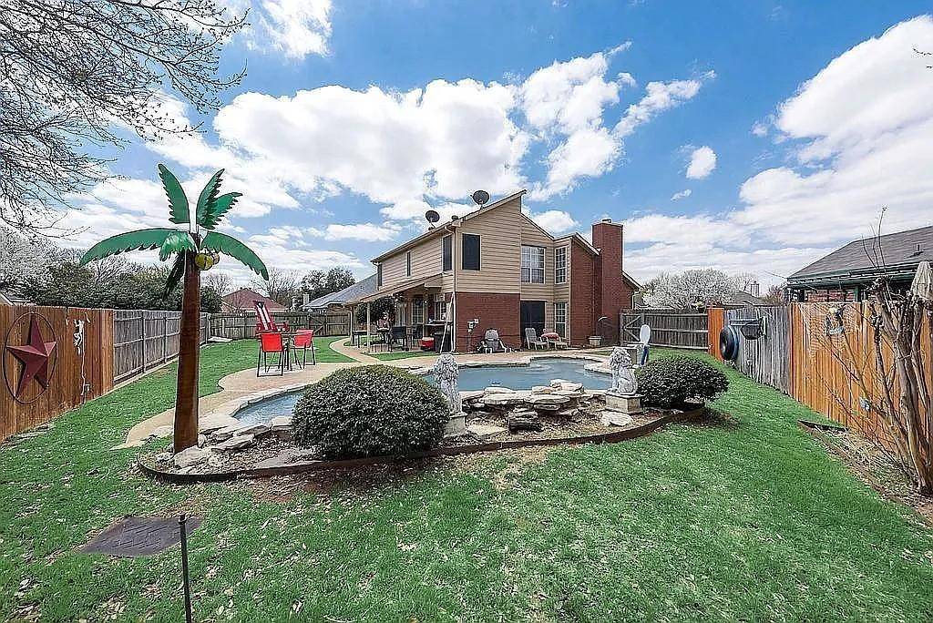 2954 Volga Court, Fort Worth, TX 76118