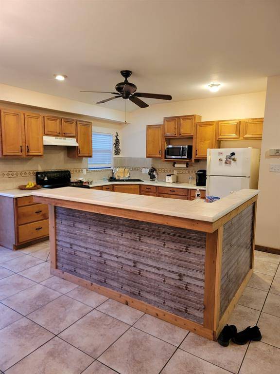 Streetman, TX 75859,325 Driftwood Avenue