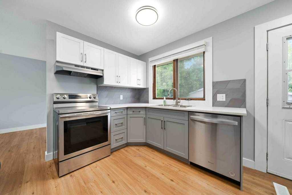 Brooks, AB T1R0J2,43 Greenbrook WAY E