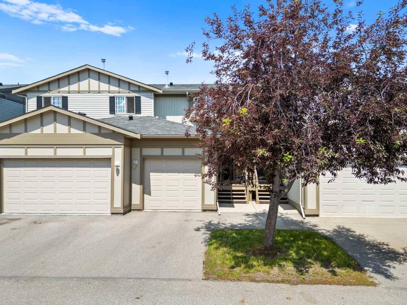 720 Willowbrook RD NW #702, Airdrie, AB T4B 2Y9