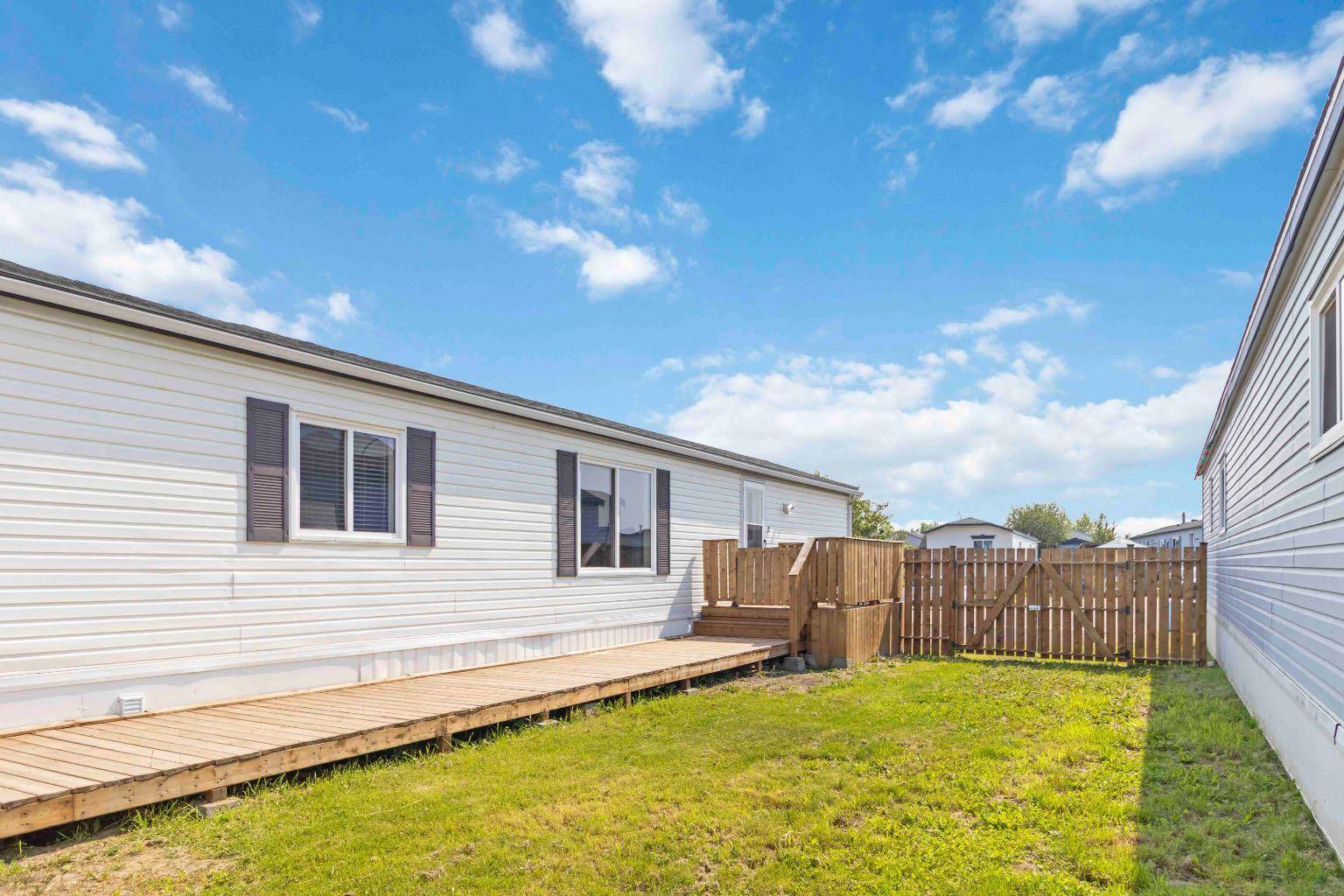 Fort Mcmurray, AB T9K 1Y2,157 Couture LN