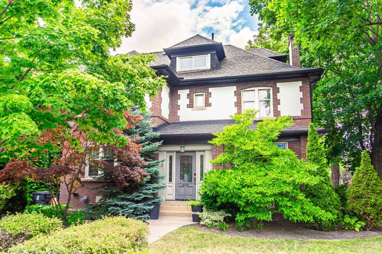 43 Oriole Pkwy, Toronto C02, ON M4V 2E2