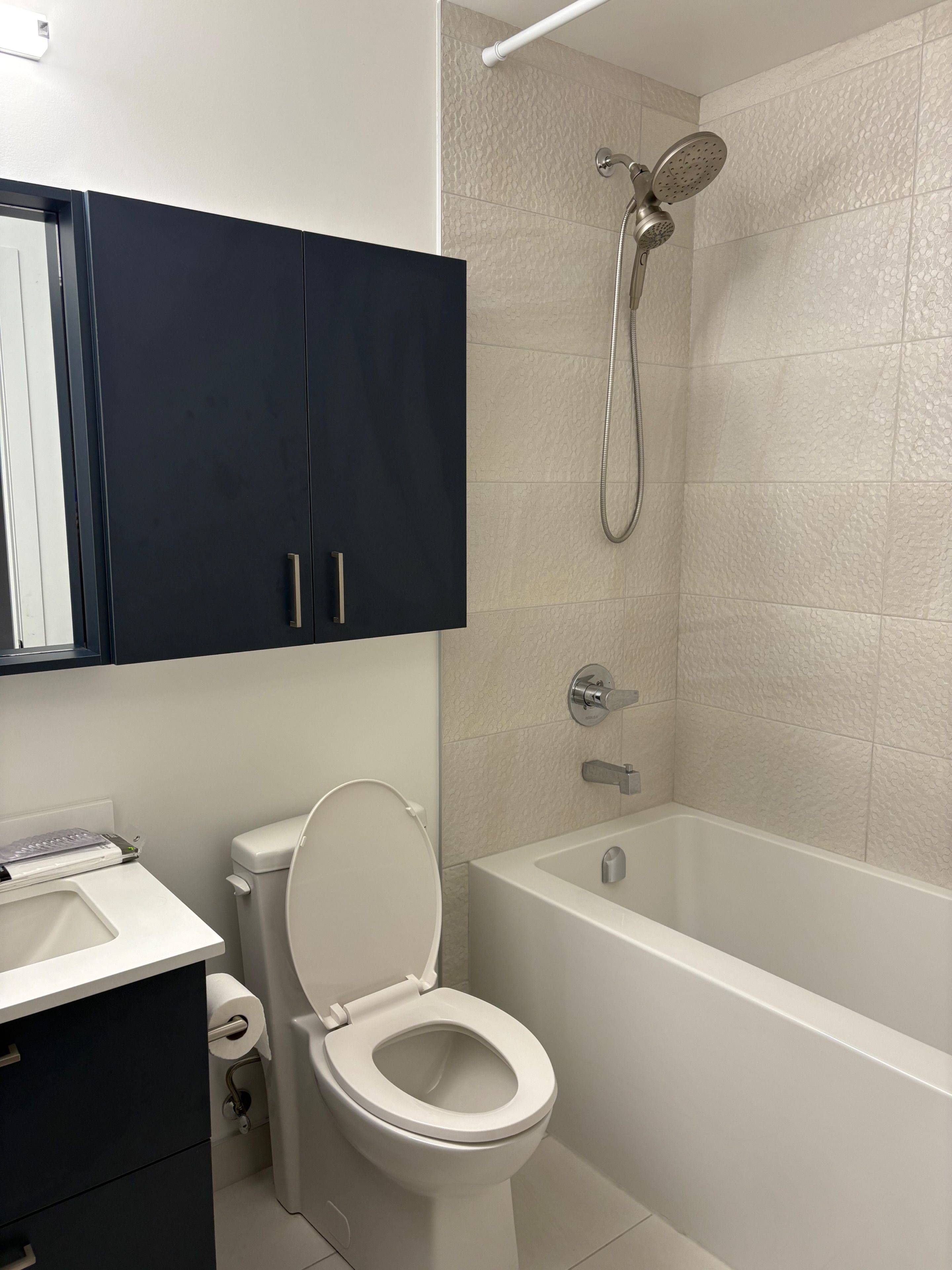 Vaughan, ON L4J 0L8,50 Upper Mall WAY #Unit # 2505