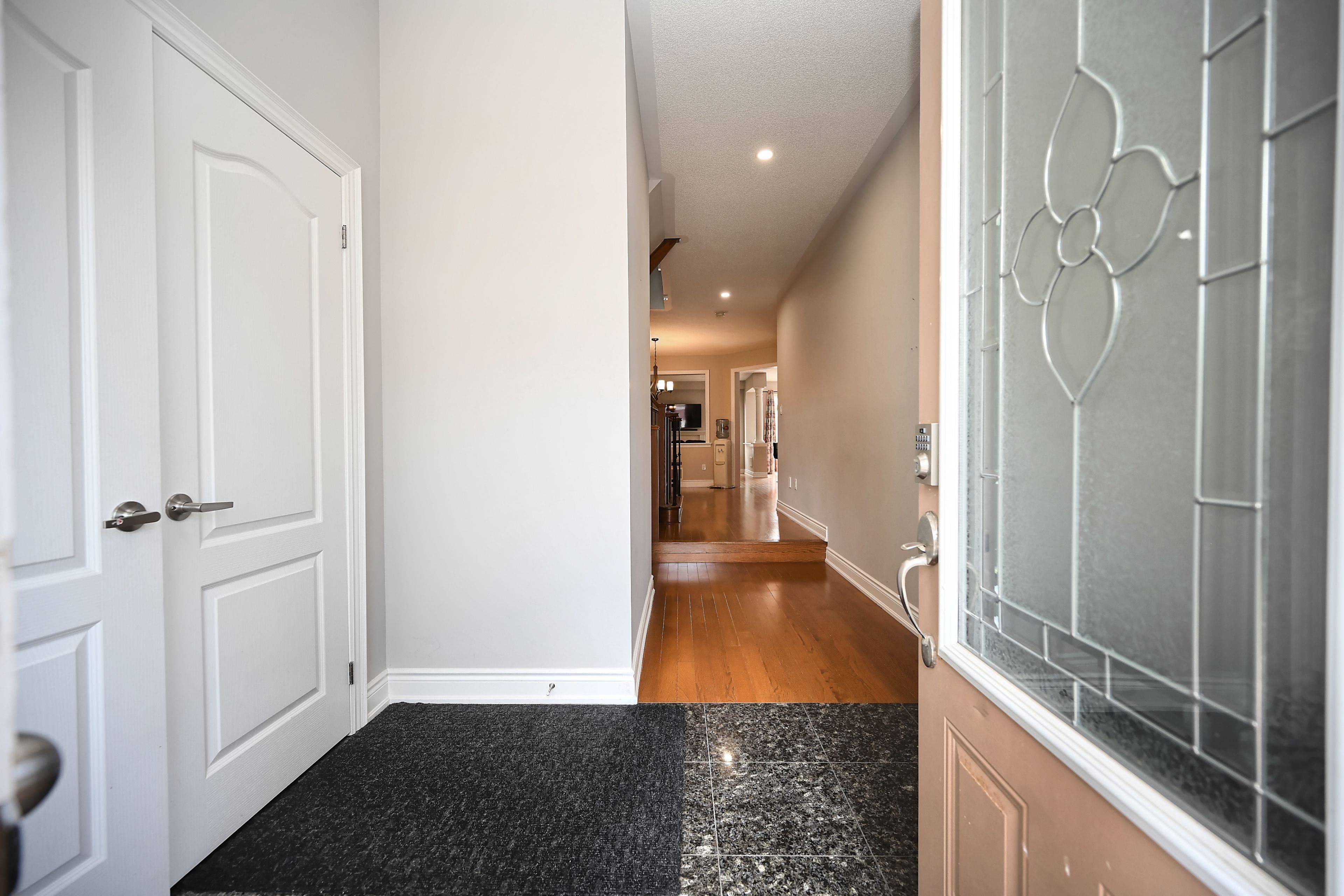 Oakville, ON L6M 0R5,2410 Alstep WAY