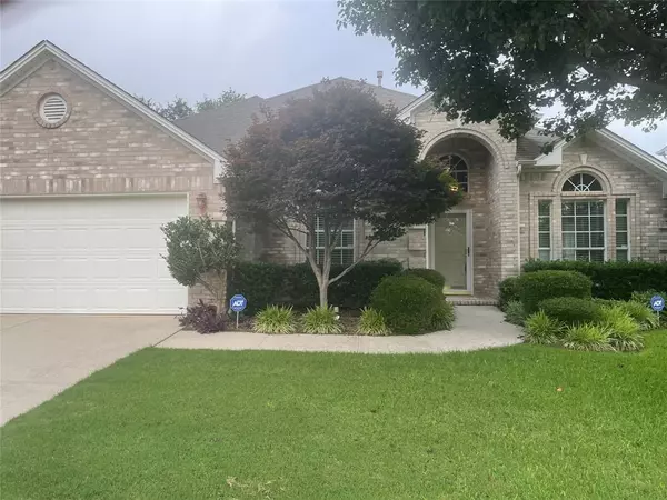 6506 Parkside Drive, Arlington, TX 76001