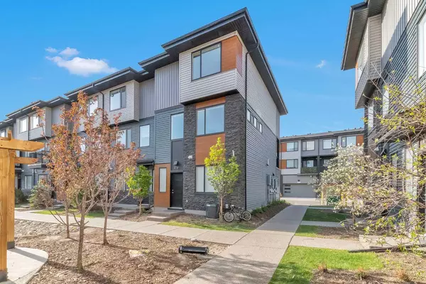 Calgary, AB T3N 2E1,316 Corner Glen CIR Northeast