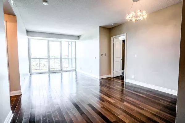 Mississauga, ON L5J 0A3,1055 Southdown RD #614