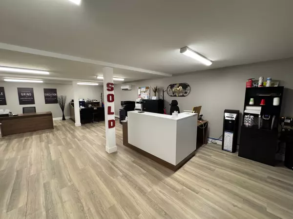 Tillsonburg, ON N4G 1Z4,21 Brock ST E #3