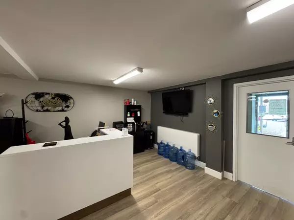 Tillsonburg, ON N4G 1Z4,21 Brock ST E #3