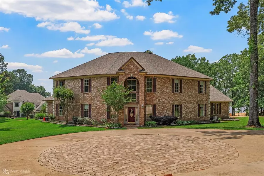 135 Oak Leaf Trail, Benton, LA 71006