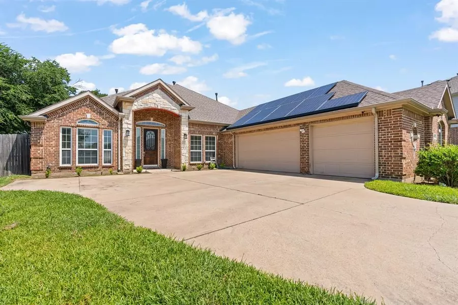 701 Keswick Drive, Desoto, TX 75115