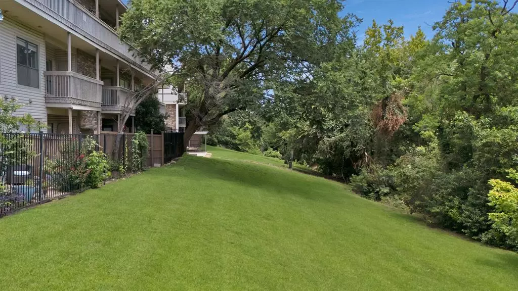 7340 Skillman Street #1106, Dallas, TX 75231
