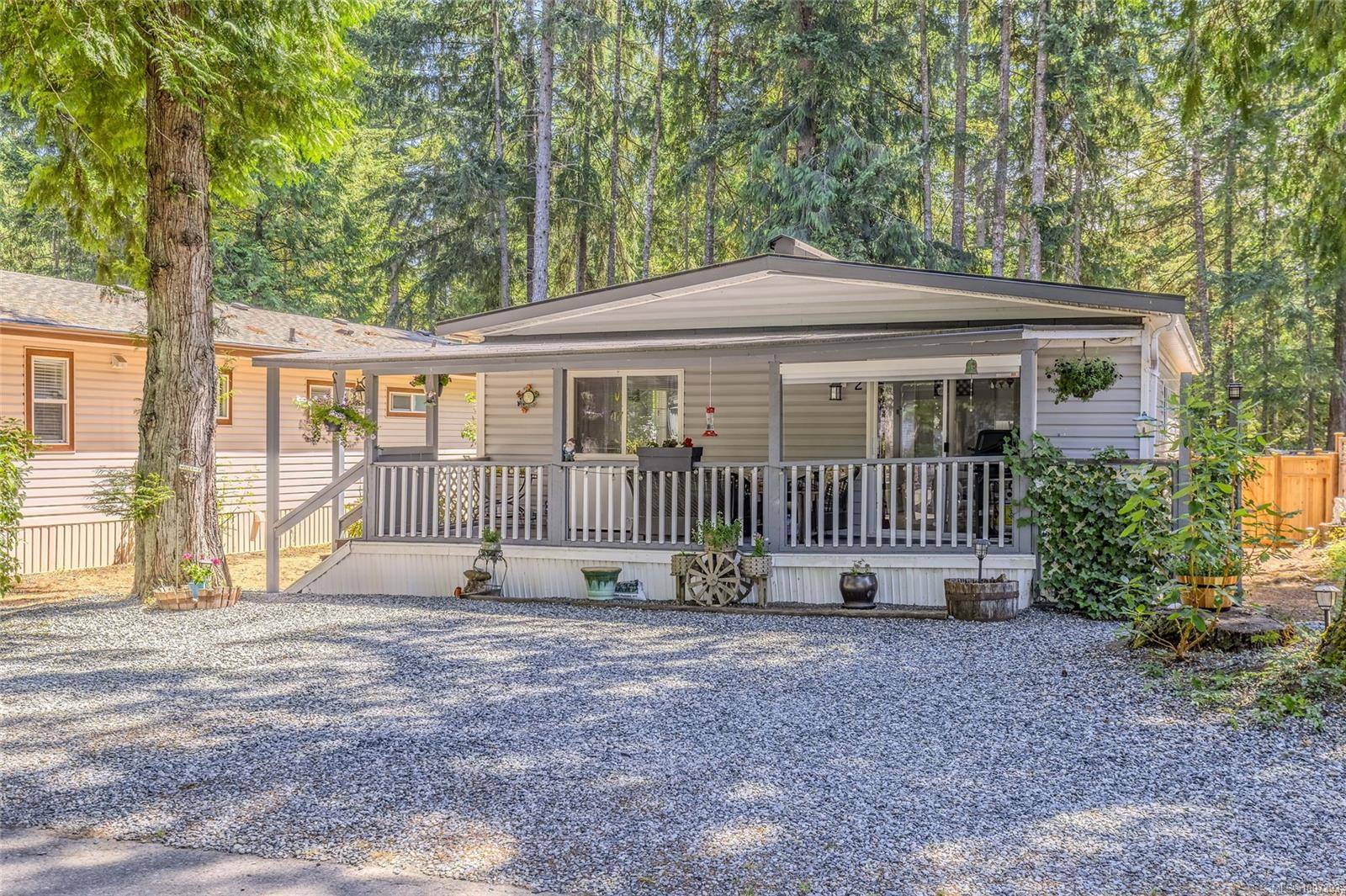 1310 Spruston Rd #2, Nanaimo, BC V9X 1R2