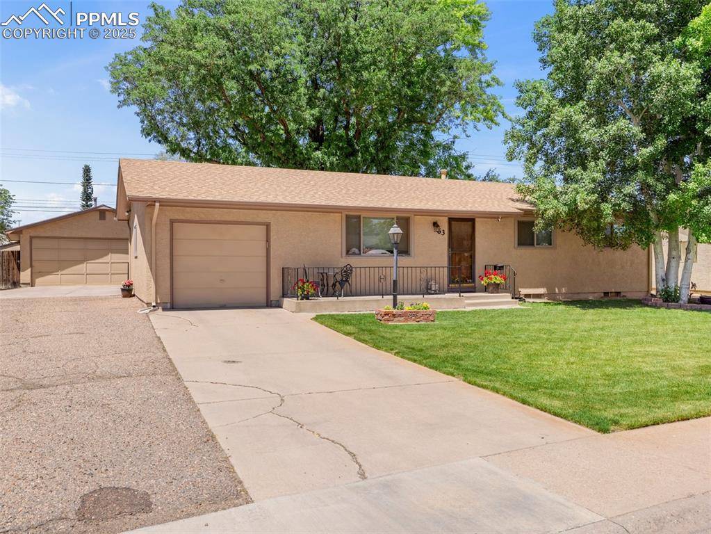63 Radcliff LN, Pueblo, CO 81005