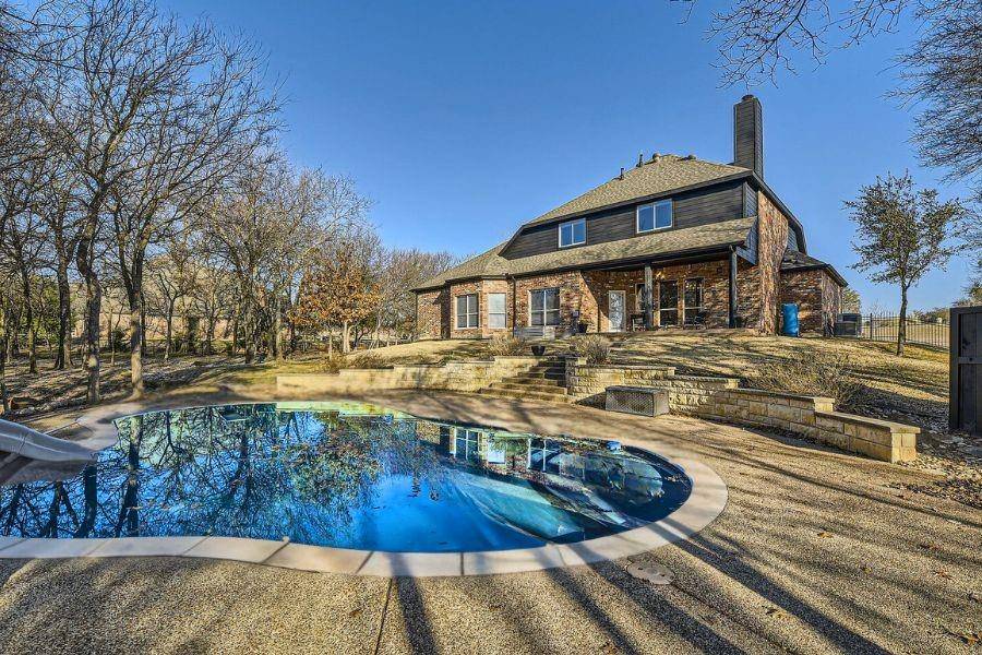 101 Deer Crossing Way, Azle, TX 76020