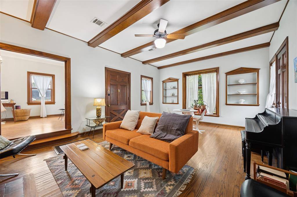 Fort Worth, TX 76107,4321 Pershing Avenue