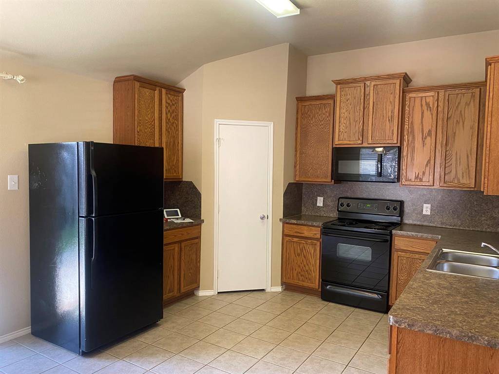 Aubrey, TX 76227,1734 Duck Cove Drive