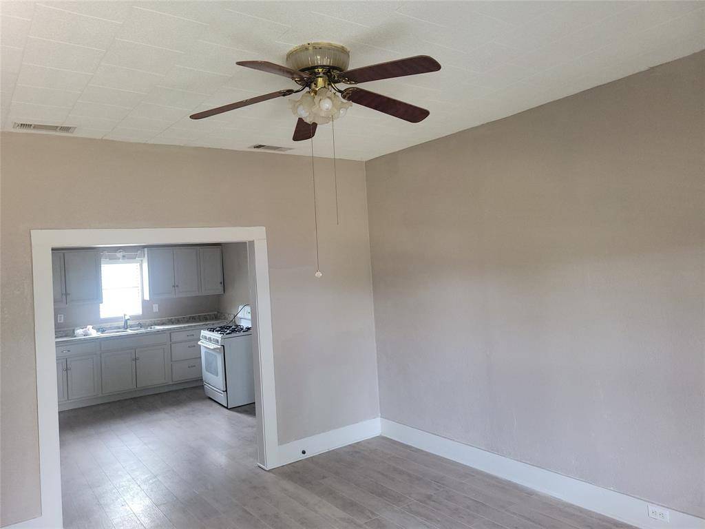 Coleman, TX 76834,1009 W Mesquite Street