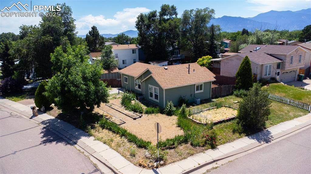 920 Nolte DR, Colorado Springs, CO 80916
