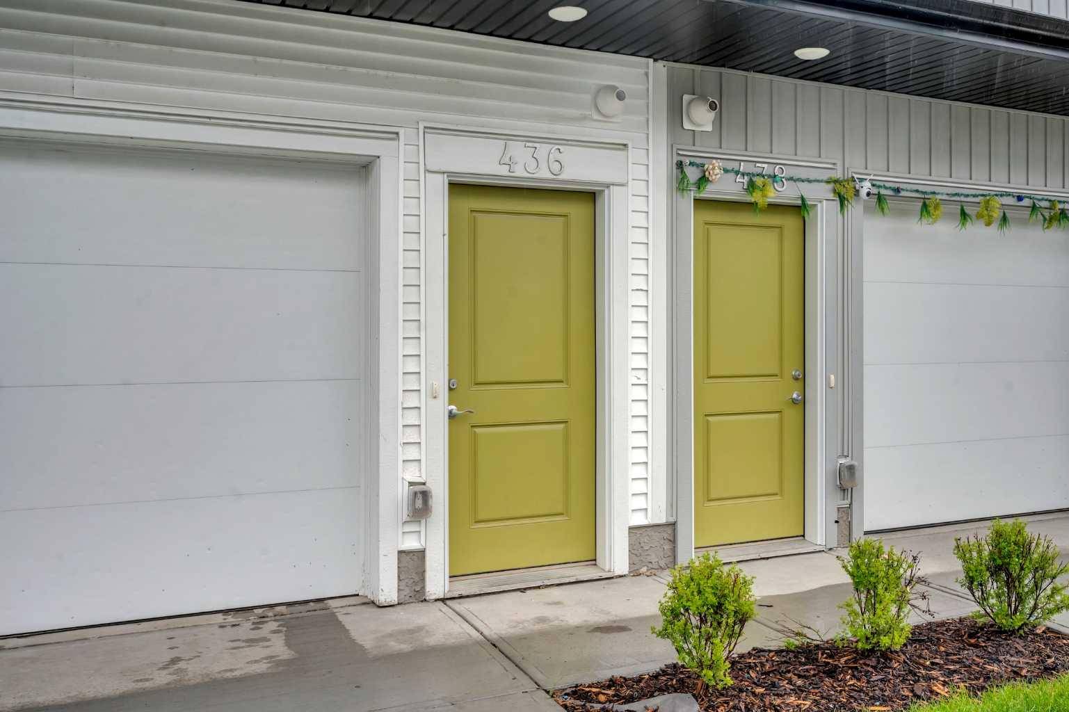 Calgary, AB T3N 1V7,301 Redstone BLVD Northeast #436