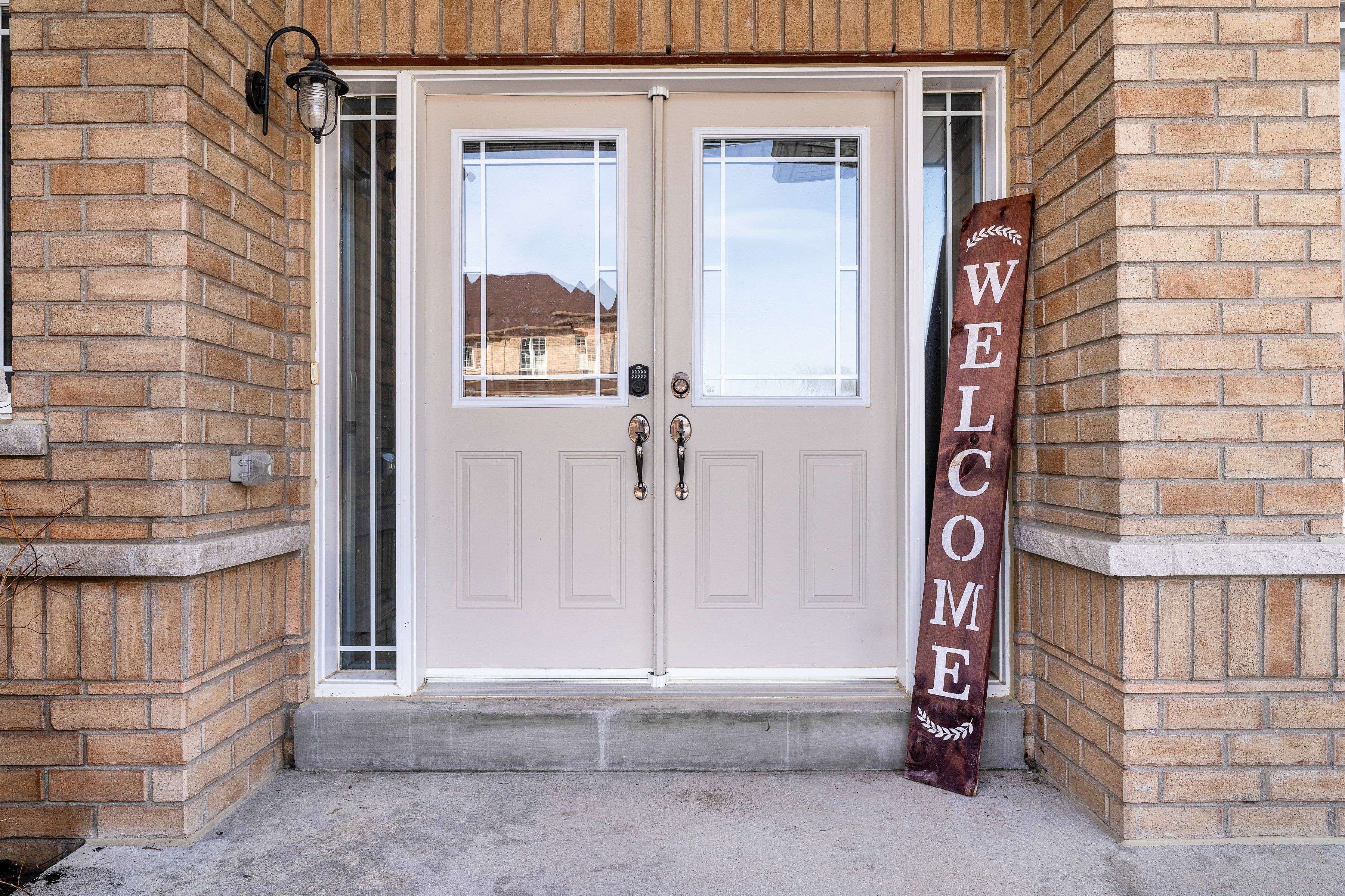 35 Falvo ST, Wasaga Beach, ON L9Z 0G8