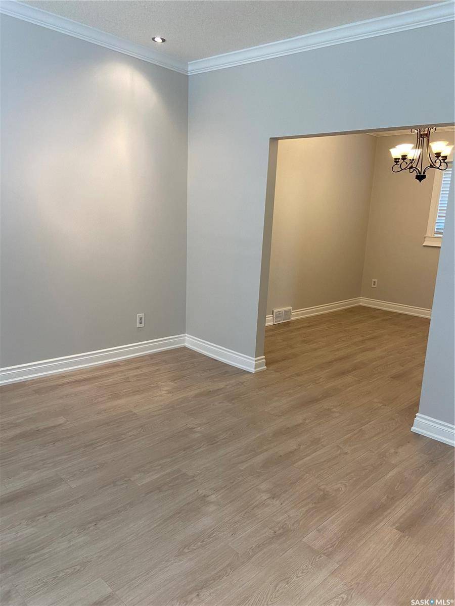 Regina, SK S4N 4B3,2452 Wallace STREET