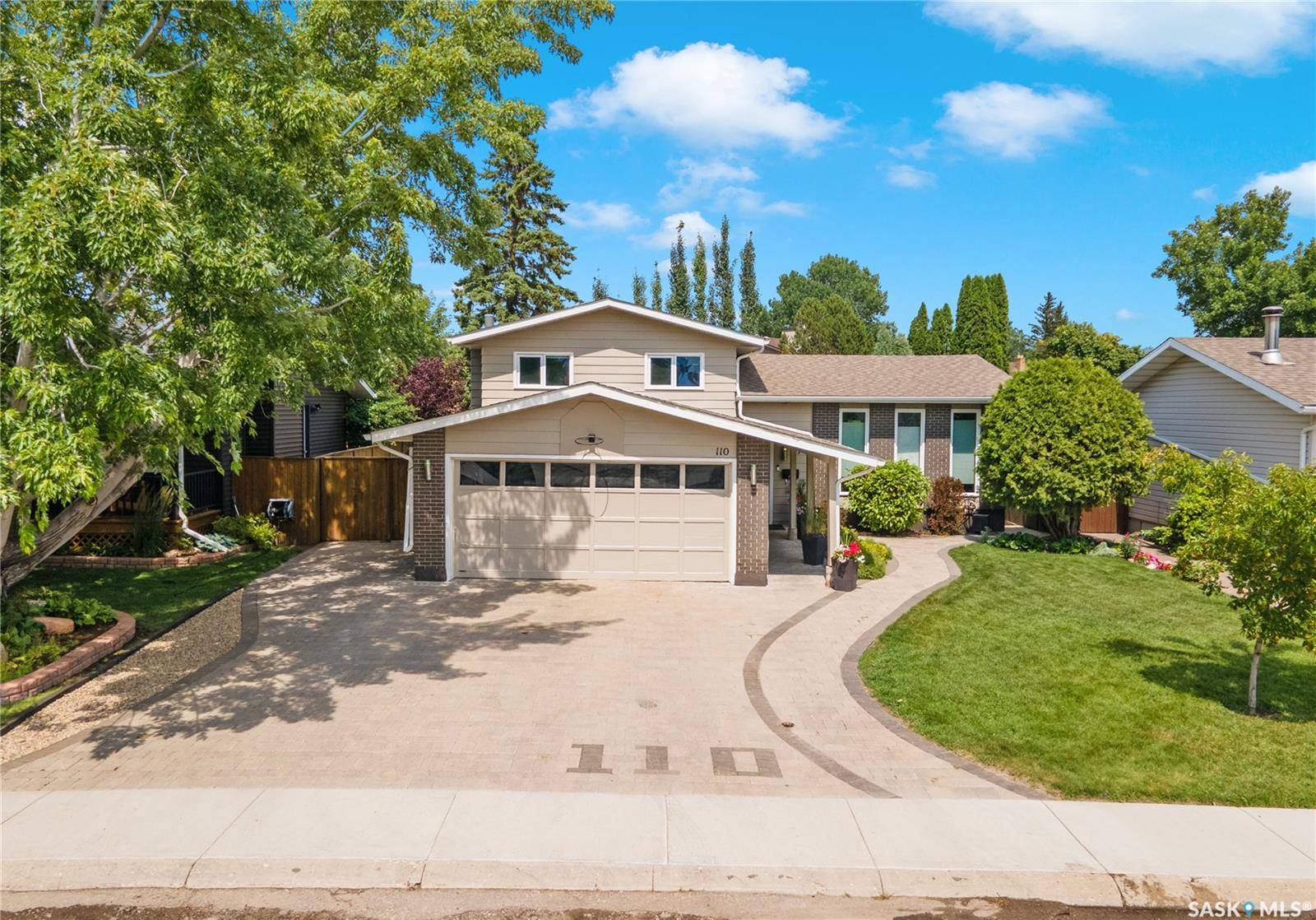 110 Roborecki CRESCENT, Saskatoon, SK S7K 5K9